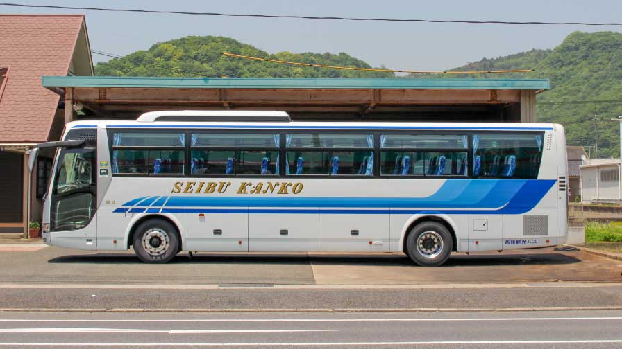 大型バス(374) 外観　斜め前